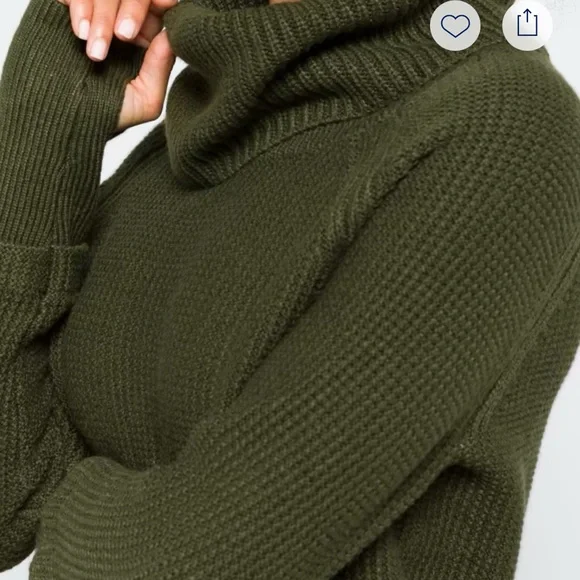 Market & Spruce Forest Green Turtleneck Sweater - Picture 2 of 8